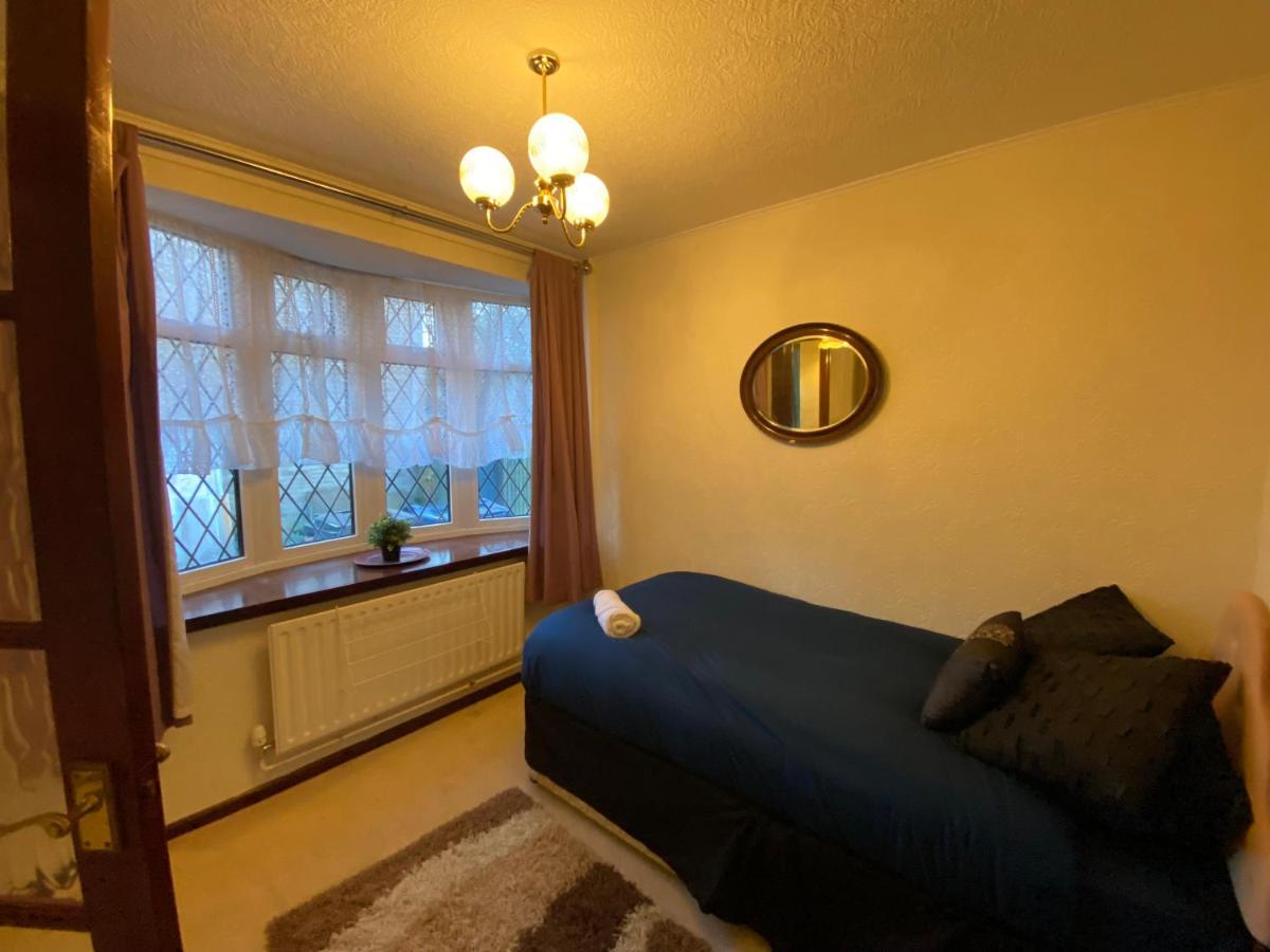 Serene 4Br In Harborne Close To Qe Hospital, Harborne Centre Birmingham Exterior foto